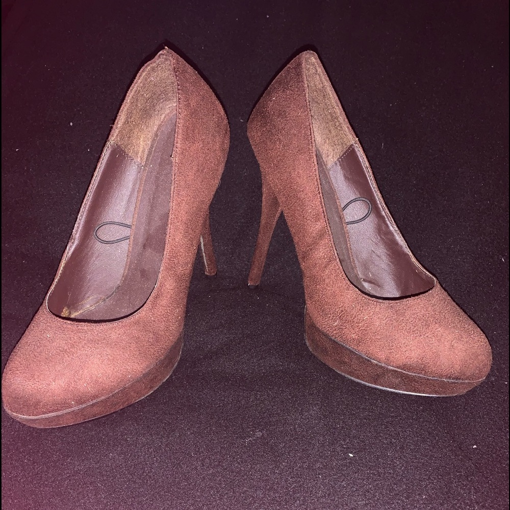 Suede-like heel